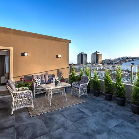 Valente Suites&hotel 2*